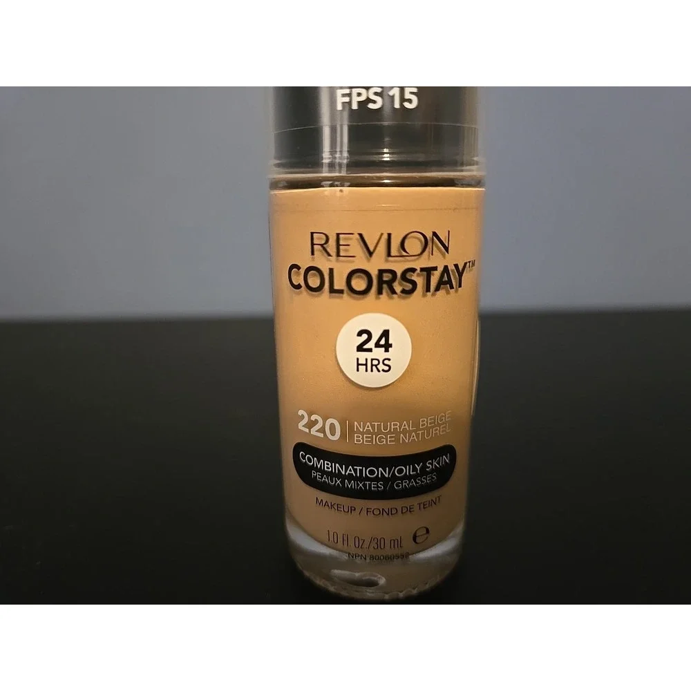 Revlon Colorstay‎ 24Hrs Makeup w/ SPF 15 - 220 Natural Beige